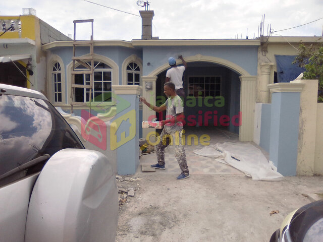 HOUSE  Painter