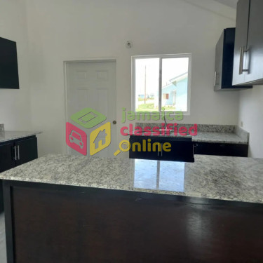 2 Bedrooms 1 Bath Orchards Estate Spanish Town