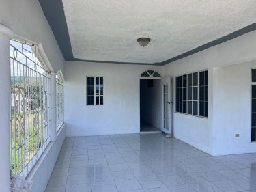 4 Bedroom House For Sale
