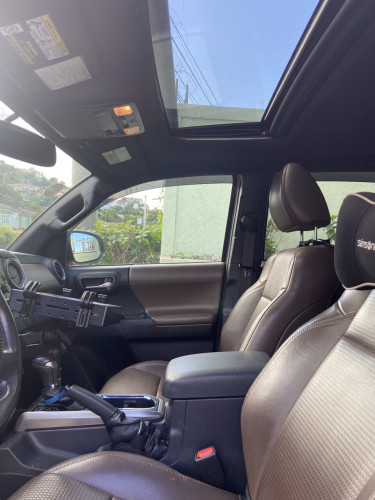 2017 Toyota Tacoma Limited