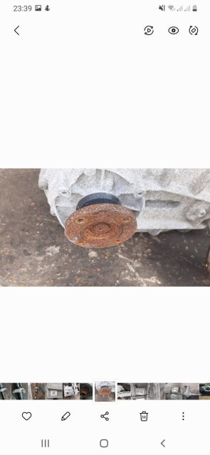 2016 VW AMAROK 2.0 DIESEL AUTO TRANFER BOX Auto Parts May Pen