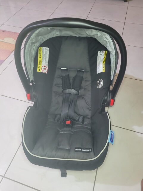 Baby Car Seat Slightly Used