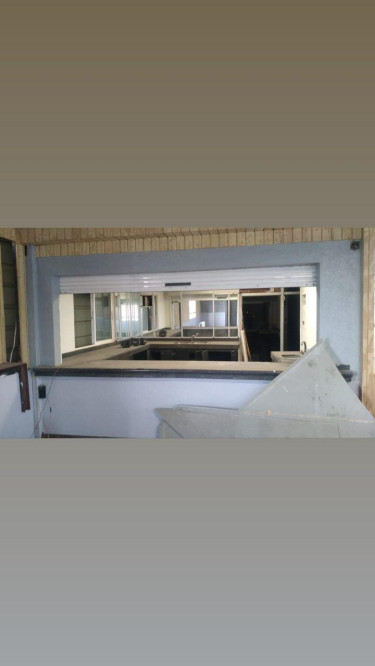 Bar And Grill For Rent On Oak Park Plaza