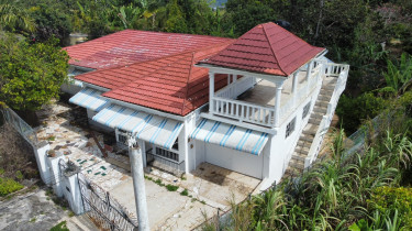 4 BEDROOM HOUSE FOR SALE