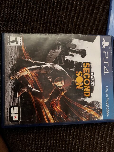 Ps4 Cd For Sale 6k For Both Negotiatiable