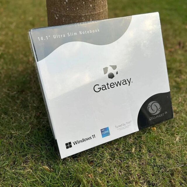 Brand New Gateway Ultra Slim Notebook