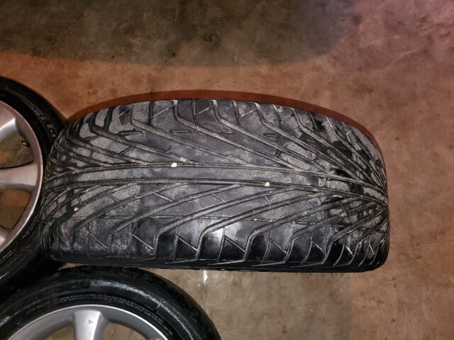 5 Lug Size 17 Rims With Tyres