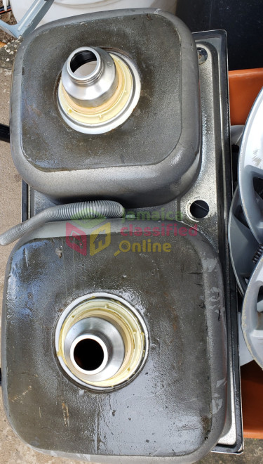 USED HIGH END DOUBLE SINK