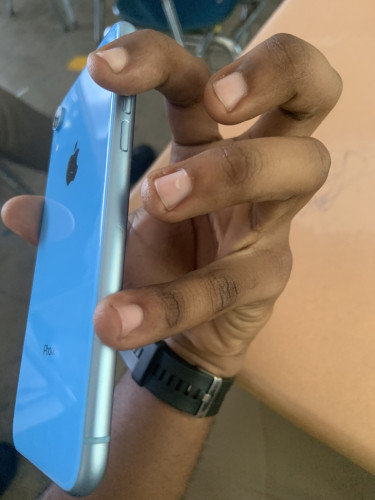 IPhone XR For Sale 