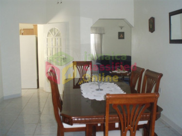5 Bedrooms 3 Bathrooms