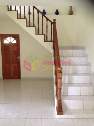 5 Bedrooms 3 Bathrooms