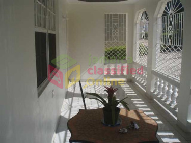 5 Bedrooms 3 Bathrooms