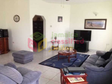 5 Bedrooms 3 Bathrooms