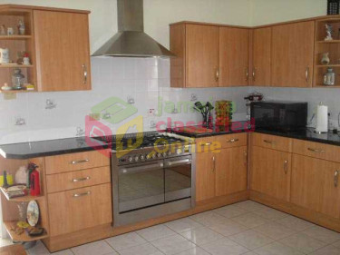 5 Bedrooms 3 Bathrooms