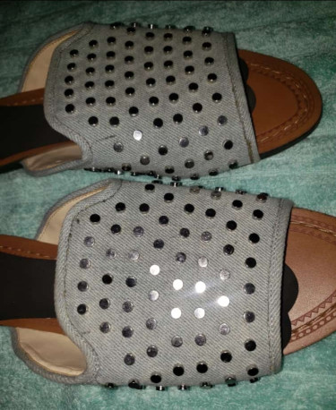 Leather Petal Sandals By Jessica Simpson Size: 6:5