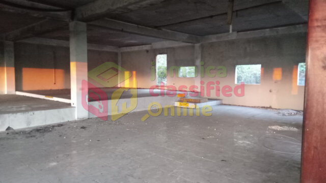 1 ACRE  WITH BUILDING