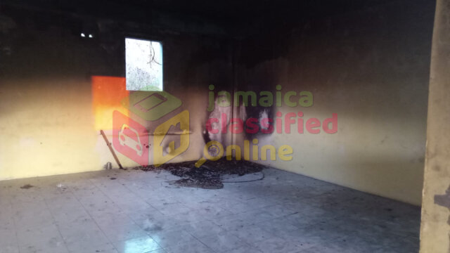1 ACRE  WITH BUILDING