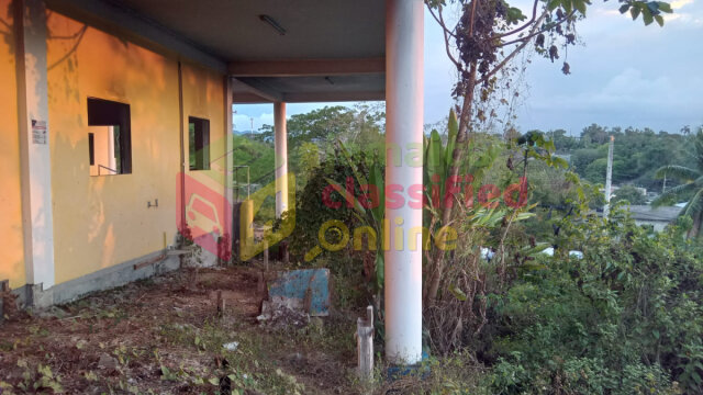 1 ACRE  WITH BUILDING