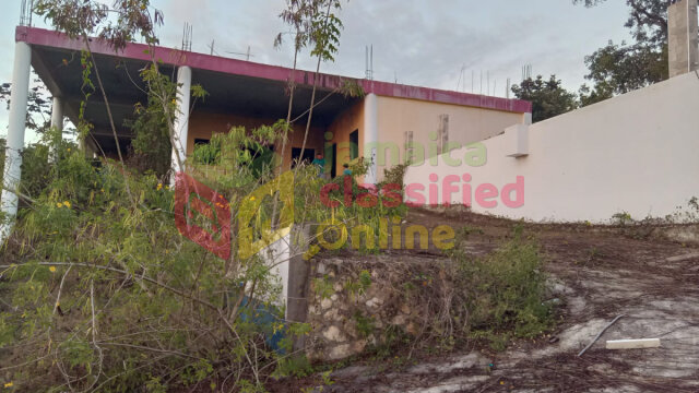1 ACRE  WITH BUILDING