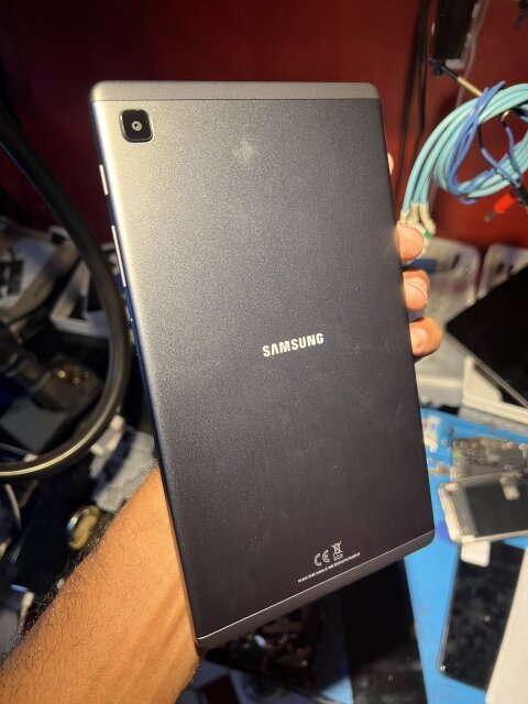 Samsung  8.7