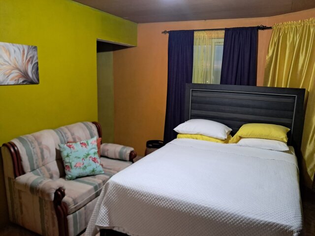 1 Bedroom( Short Term Rental) Airbnb Apartments Top Halse Hall May Pen Clarendon