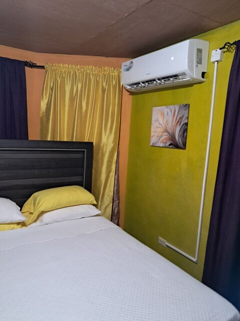 1 Bedroom( Short Term Rental) Airbnb