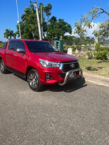 TOYOTA HILUX PICKUP FOR SALE