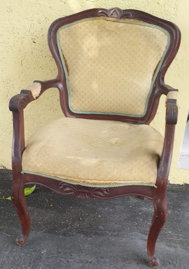 Rococo Antique Styling Arm Chair