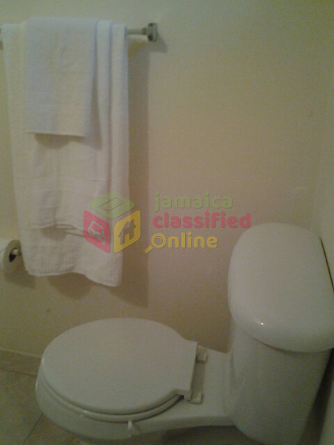 Spacious 2 Bedrooms Apartment In Gated Community Houses Florence Hall