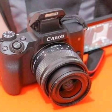 Canon EOS 