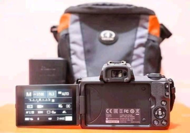 Canon EOS 