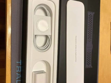 Apple Watch Series 5 Nike