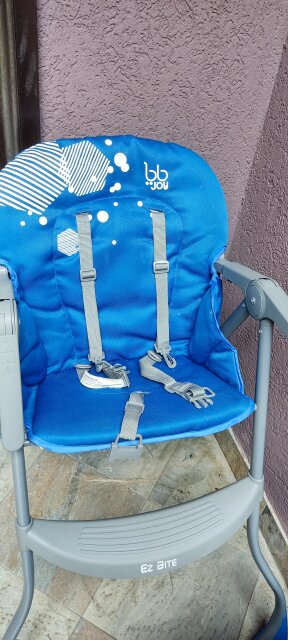 Feeding Chair In Excellent Condition