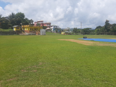 Land For Sale In Three Hills, St. Mary