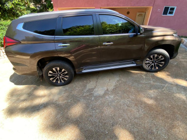 2021 Mitsubishi Montero Sport