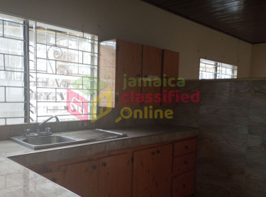 4 Bedrooms 2 Baths Multi-family House For Sale Houses Norman Gardens