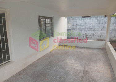 4 Bedrooms 2 Baths Multi-family House For Sale