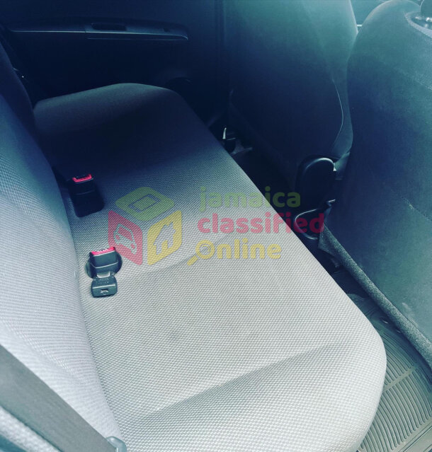2013 Toyota Vitz Button Start