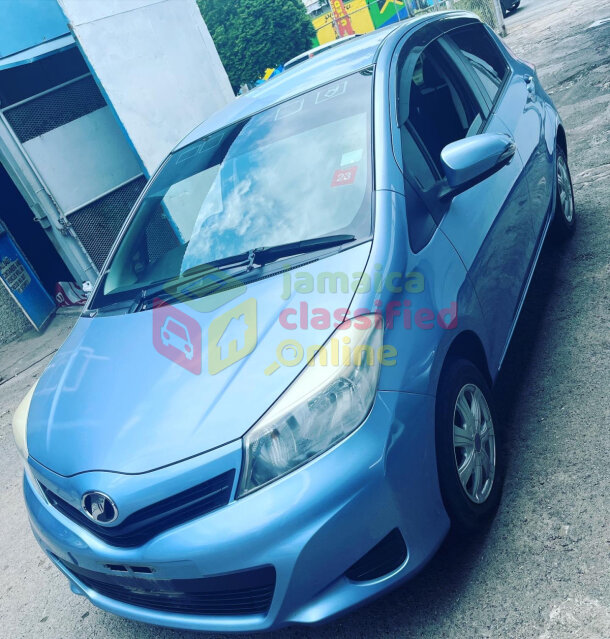 2013 Toyota Vitz Button Start