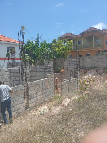 505.89 Square Meters Land With Unfinished Building