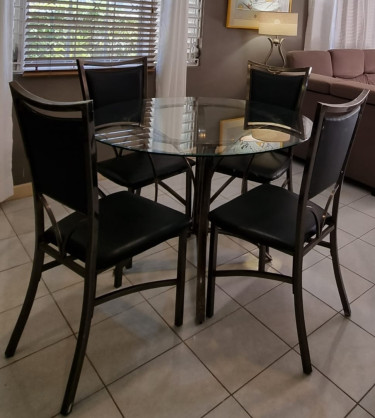 Dining Table Set