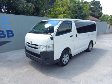 2017 Hiace 
