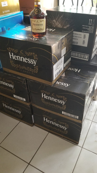 750 Hennessy 