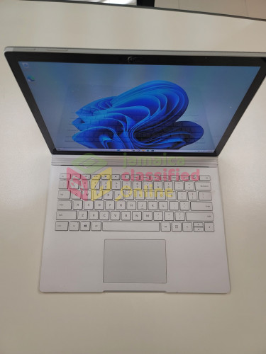 Microsoft Surface Book 1 I7 8GB 256GB