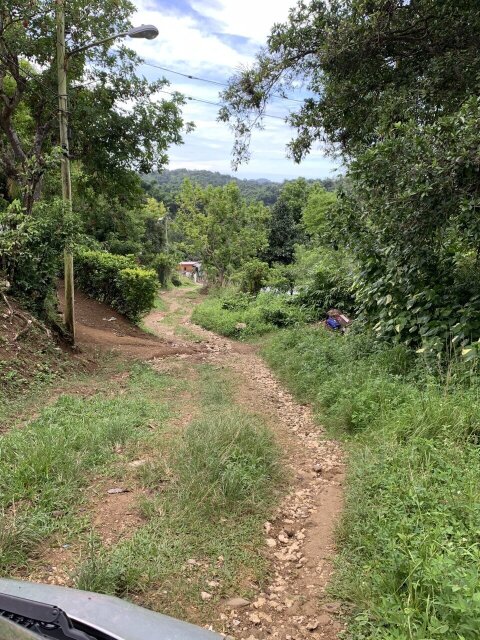 11 Acre Hill Top With Gentle Slope To River