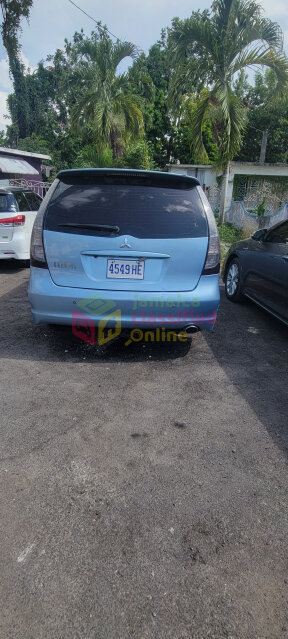 Mitsubishi Grandis