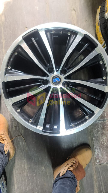 20 Inch 5 Lug Rims Immaculate Condition