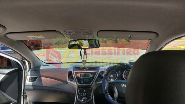 2014 Hyundai Elantra  (Female Driven)