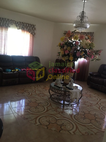 GREEN PARK 5 BEDROOM 5 BATH , TRELAWNY