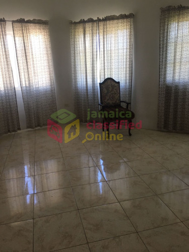 GREEN PARK 5 BEDROOM 5 BATH , TRELAWNY